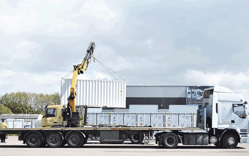 déchargement de container 20 pieds