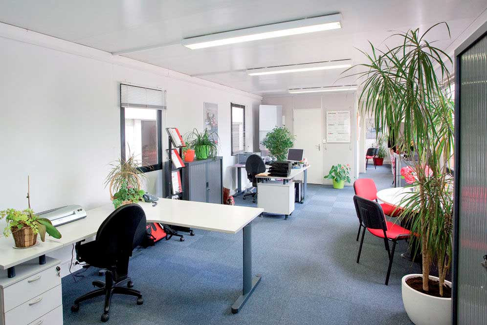 Bureau-modulaire-Ensemble-de-plusieurs-bungalows-pour-avoir-de-grandsn-espaces-de-travail---GOLIAT-Containers